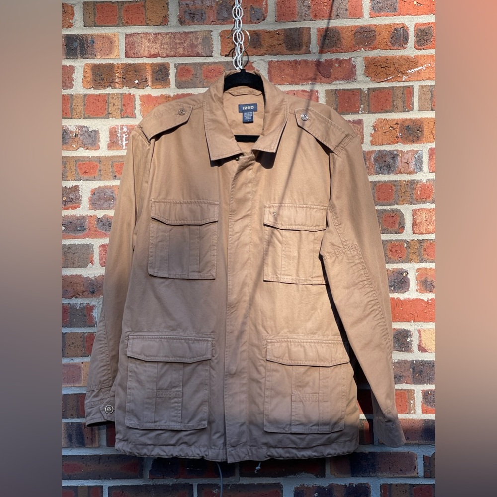 Izod men’s size Large Field jacket. Unlined.